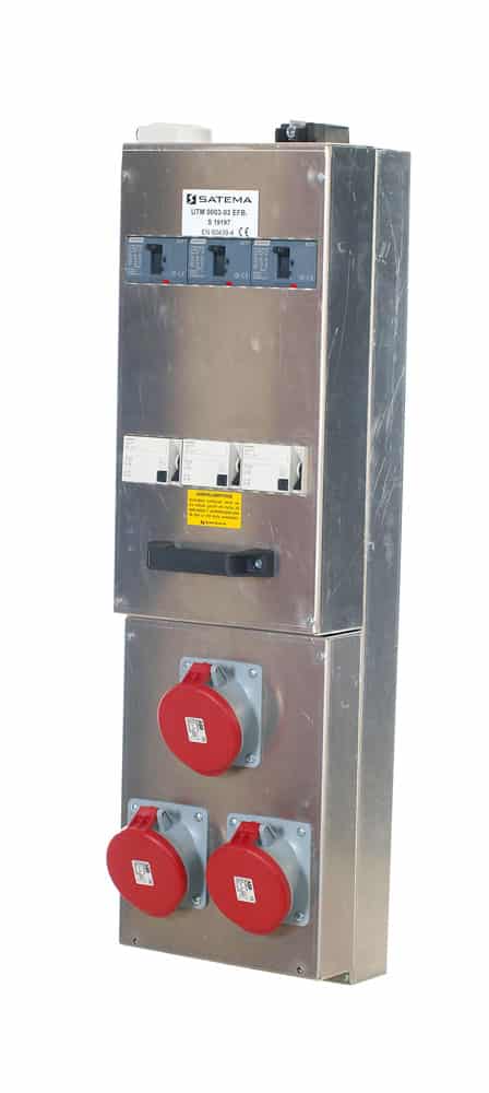 Pistorasiamoduuli UTM 0003-03 1 Pistorasiamoduuli UTM 0003-03